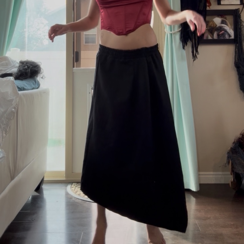 Chic Asymmetrical Black Skirt for Women